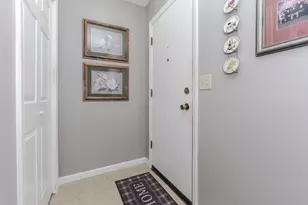 11 Brandywine Ct, Bloomington, IL 61704 - Photo 5