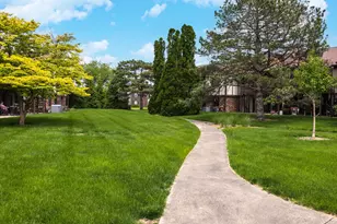 11 Brandywine Ct, Bloomington, IL 61704 - Photo 35