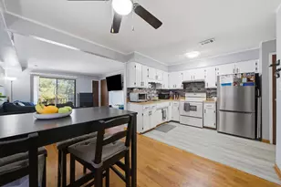 6549 W 64th Pl, Chicago, IL 60638 - Photo 9