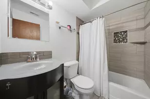6549 W 64th Pl, Chicago, IL 60638 - Photo 11