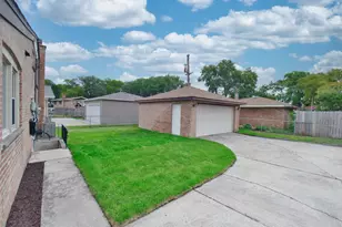 10107 Lawrence Ct, Oak Lawn, IL 60453 - Photo 37