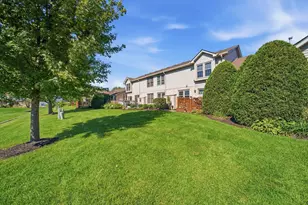 1169 Amber Dr, Lemont, IL 60439 - Photo 9