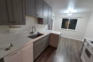 50 Lambert Dr, Schaumburg, IL 60193 - Photo 5