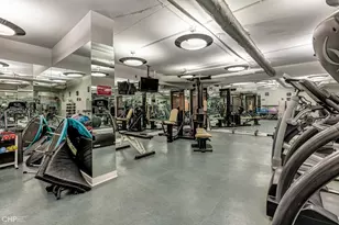 1516 N State Pkwy, Chicago, IL 60610 - Photo 31