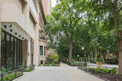 1516 N State Parkway #5B, Chicago, IL 60610 - Photo 3