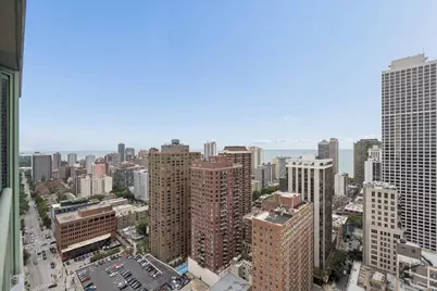 111 W Maple Street #3101, Chicago, IL 60610 - Photo 13