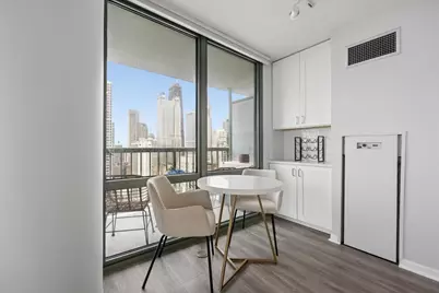 111 W Maple Street #3101, Chicago, IL 60610 - Photo 11