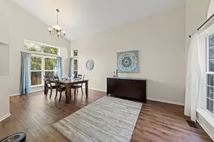 1034 Stephen Ct, Aurora, IL 60502 - Photo 5
