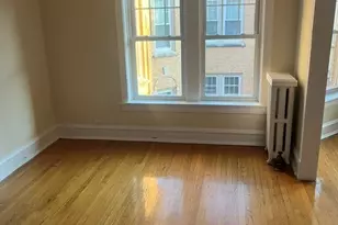 720 Hinman Ave, Evanston, IL 60202 - Photo 3