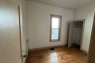 5140 S Emerald Ave, Chicago, IL 60609 - Photo 9