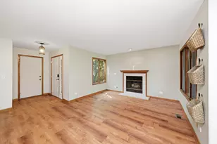 1108 Lodgepole Ct, Darien, IL 60561 - Photo 3