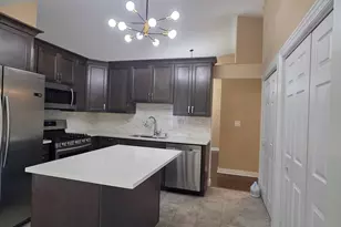 792 Trinity Ct, Carol Stream, IL 60188 - Photo 7