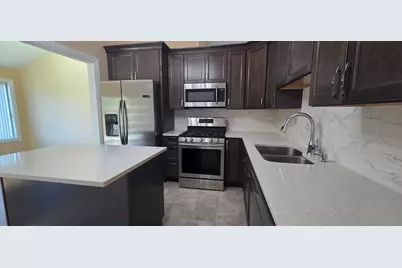792 Trinity Court, Carol Stream, IL 60188 - Photo 9
