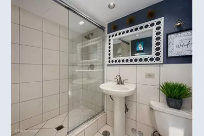 253 E Delaware Place #18AB, Chicago, IL 60611 - Photo 17
