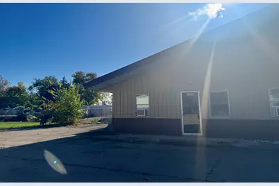 320 E Washington Street, Oswego, IL 60543 - Photo 9