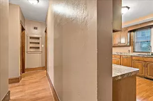 311 E Jefferson St, Clifton, IL 61727 - Photo 13