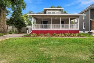 311 E Jefferson St, Clifton, IL 61727 - Photo 3