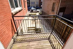 2554 W Augusta Blvd, Chicago, IL 60622 - Photo 7