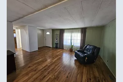 100 S East Street, Chicago, IL 62898 - Photo 13