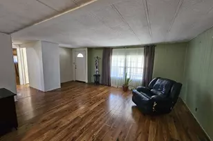 100 S East St, Chicago, IL 62898 - Photo 13