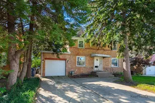 1335 Briar Ct, Des Plaines, IL 60018 - Photo 1