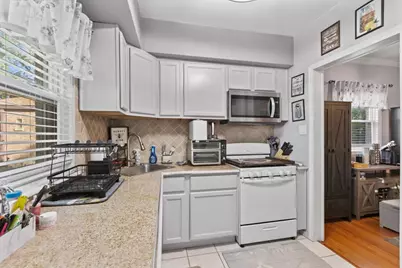 10330 S Artesian Avenue, Chicago, IL 60655 - Photo 9