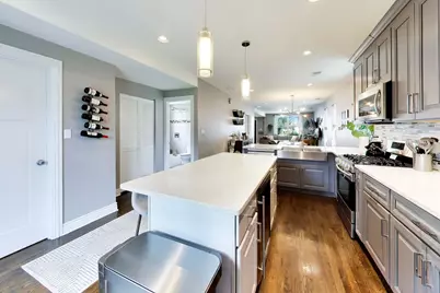5011 W Strong Street, Chicago, IL 60630 - Photo 9