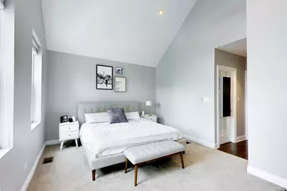 5011 W Strong Street, Chicago, IL 60630 - Photo 17