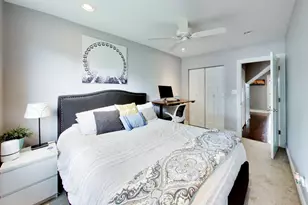 5011 W Strong St, Chicago, IL 60630 - Photo 23