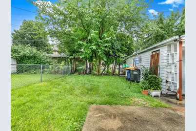 1733 N 73rd Avenue, Elmwood Park, IL 60707 - Photo 5