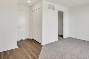 27684 Maecliff Dr, Warrenville, IL 60555 - Photo 7