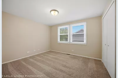651 Woodhollow Lane, Buffalo Grove, IL 60089 - Photo 23