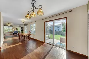 15 Berkshire Ct, South Elgin, IL 60177 - Photo 11