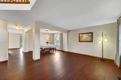 15 Berkshire Court, South Elgin, IL 60177 - Photo 3