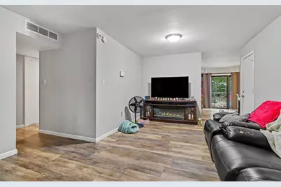 933 Shiloh Court, Joliet, IL 60431 - Photo 5