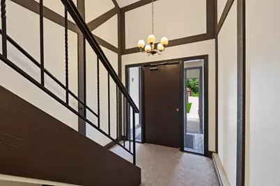 1774 Gloucester Court #C, Wheaton, IL 60189 - Photo 3
