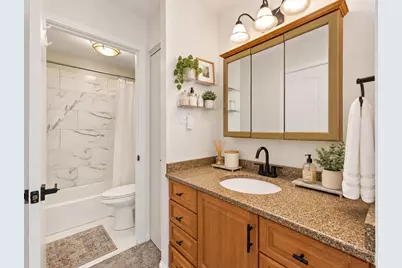 1774 Gloucester Court #C, Wheaton, IL 60189 - Photo 21