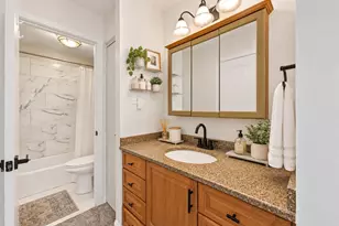 1774 Gloucester Ct, Wheaton, IL 60189 - Photo 21