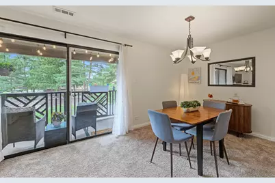 1774 Gloucester Court #C, Wheaton, IL 60189 - Photo 9