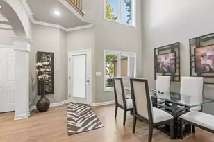 876 N Maple Ave, Palatine, IL 60067 - Photo 3