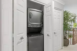 876 N Maple Ave, Palatine, IL 60067 - Photo 25