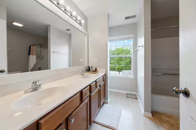 2043 S Kristina Lane, Round Lake, IL 60073 - Photo 15