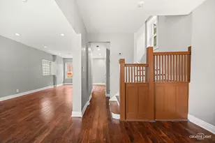 2608 E 74th Pl, Chicago, IL 60649 - Photo 5