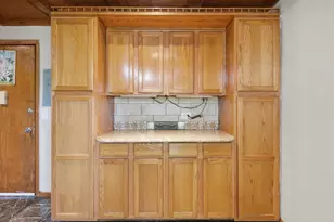702 Dempster St, Mount Prospect, IL 60056 - Photo 13