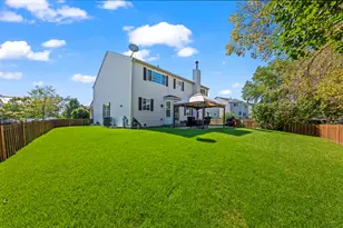 115 E Meadow Dr, Cortland, IL 60112 - Photo 17