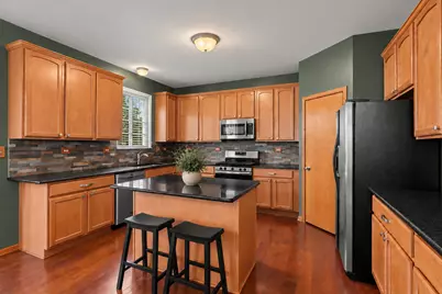 115 E Meadow Drive, Cortland, IL 60112 - Photo 5