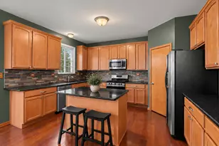115 E Meadow Dr, Cortland, IL 60112 - Photo 5