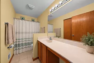 115 E Meadow Dr, Cortland, IL 60112 - Photo 13