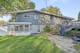 954 E Madison St, Morton, IL 61550 - Photo 5