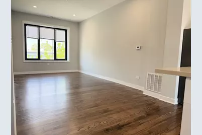 5209 N Milwaukee Avenue #2, Chicago, IL 60630 - Photo 3